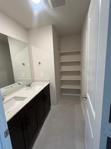 Building Photo - 1800 Bleriot Ct