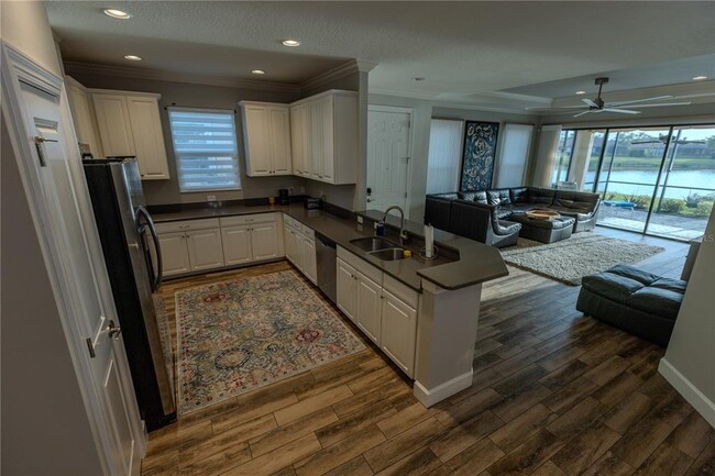 Building Photo - 8251 Varenna Dr