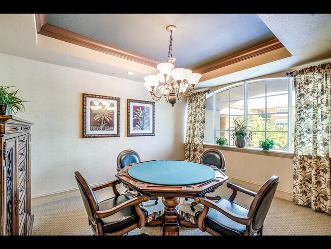 Building Photo - 1064 N Tamiami Trl