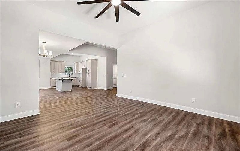 Building Photo - 208 Highland Ave