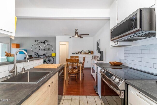 Building Photo - 355 S Los Robles Ave