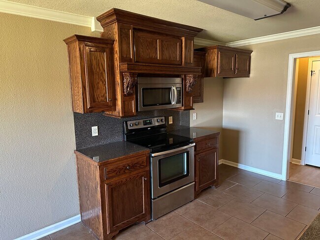 Building Photo - 103 Sagefield Cove