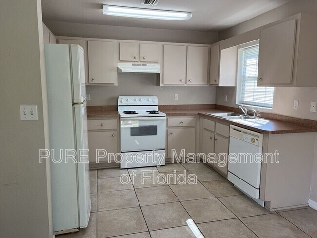 Building Photo - 1796 SW 107th Ln