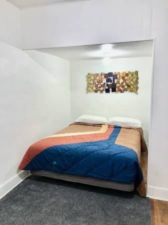 Building Photo - 210 E North St