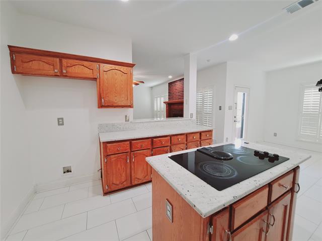 Building Photo - 1534 Chapman Dr