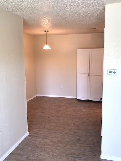 Building Photo - 448 N Joekel Ave