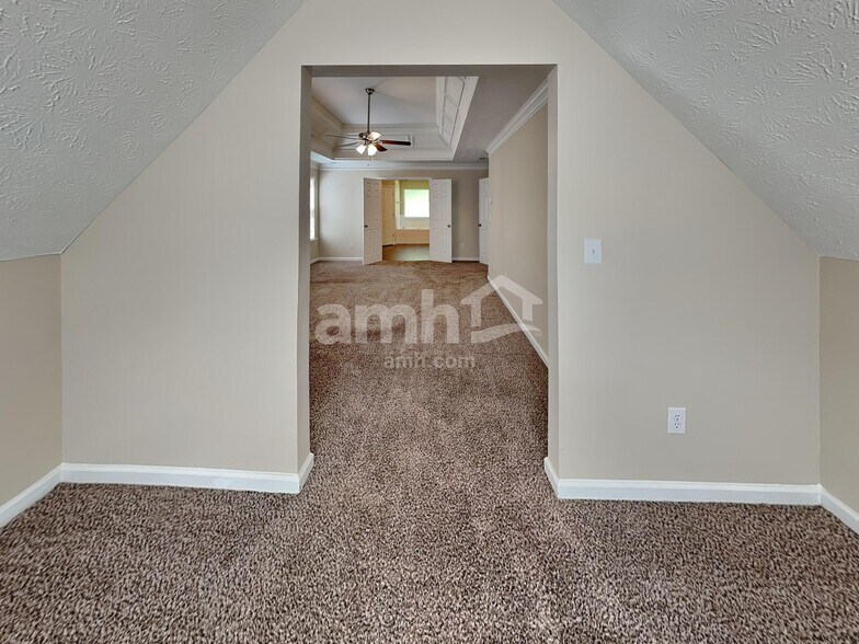 Building Photo - 3561 Stephens Creek Pl
