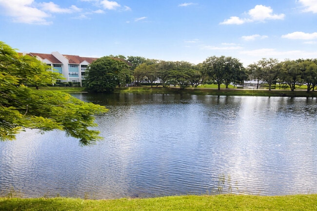 Building Photo - 8020 Hampton Blvd