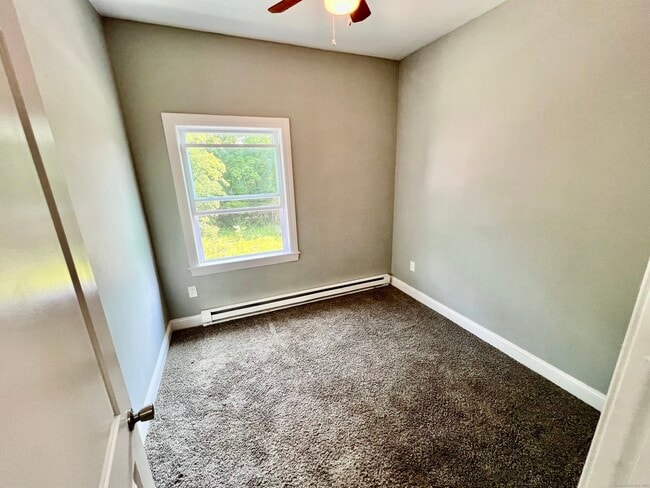 Building Photo - 5 Providence St