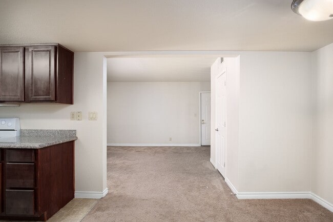 Building Photo - First floor unit in guard gated SW communi...