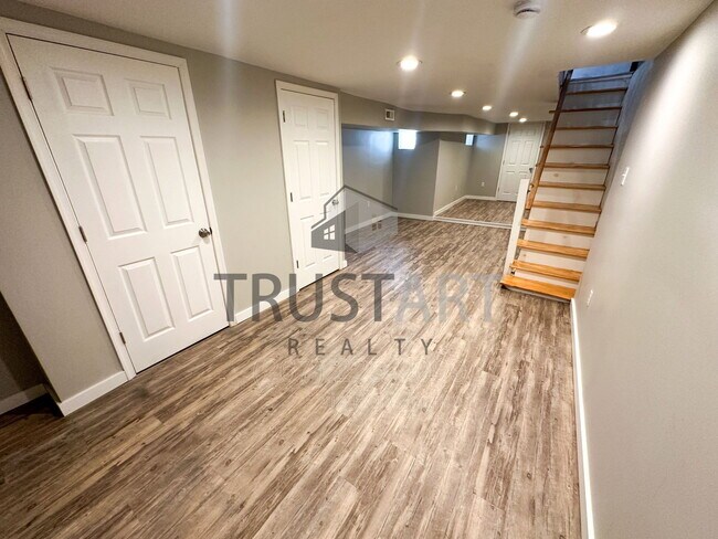 Building Photo - 2406 E Allegheny Ave