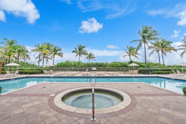 Building Photo - 2080 S Ocean Dr