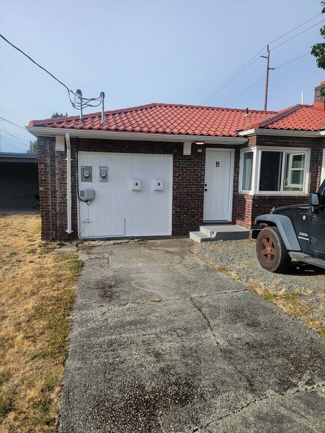 Primary Photo - 201 S 60th St