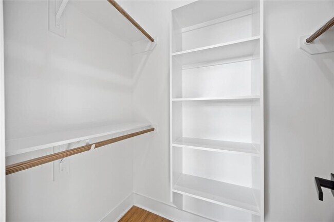 Building Photo - 7719 Orebo St