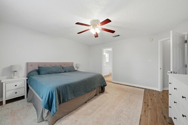Building Photo - 519 Batten Blvd