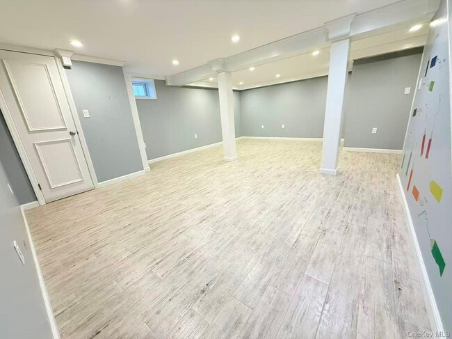 Building Photo - 3 Grant Ave