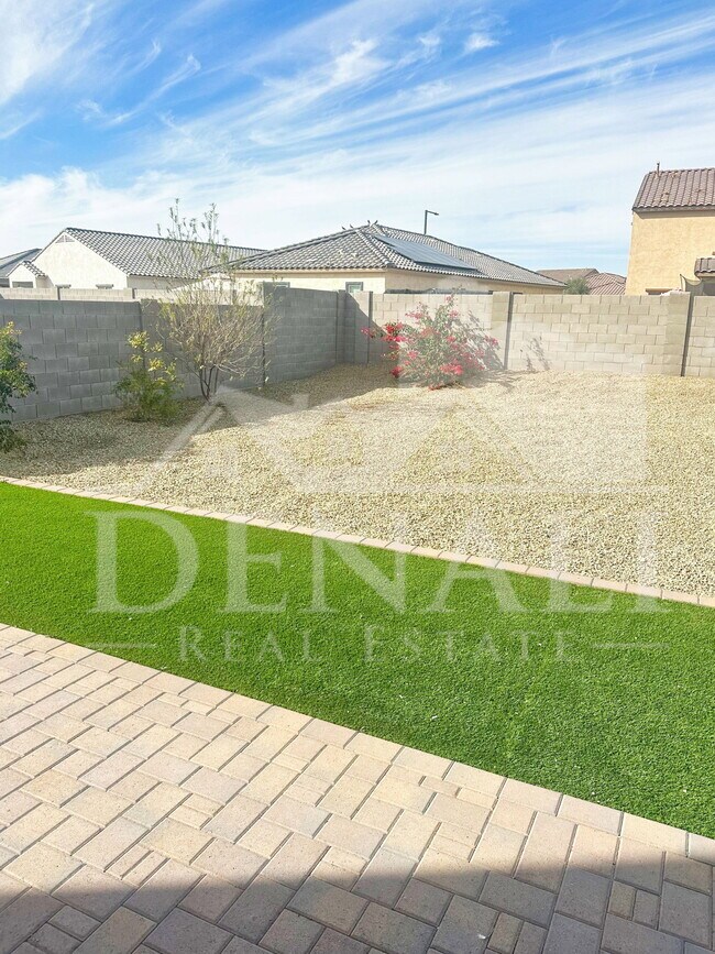 Building Photo - 24588 W Flores Dr
