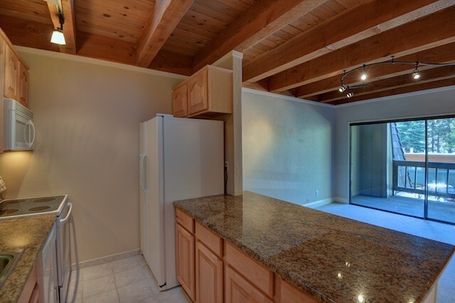 Building Photo - Incline Village: Condo - 3 Bedrooms, 2 Ful...