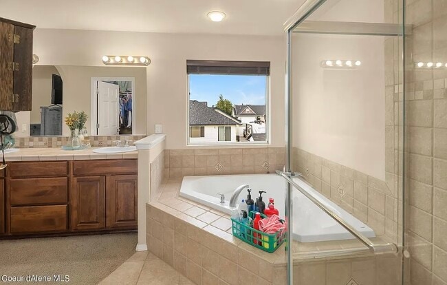 Building Photo - 2547 Blackberry Loop