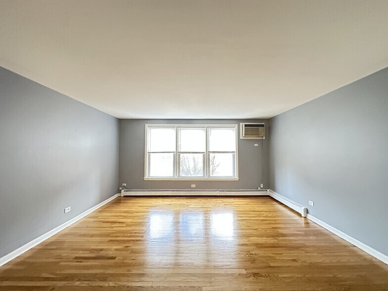 Building Photo - 622 Lincoln Ave