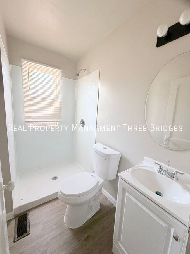 Building Photo - 8344 Eton Pl