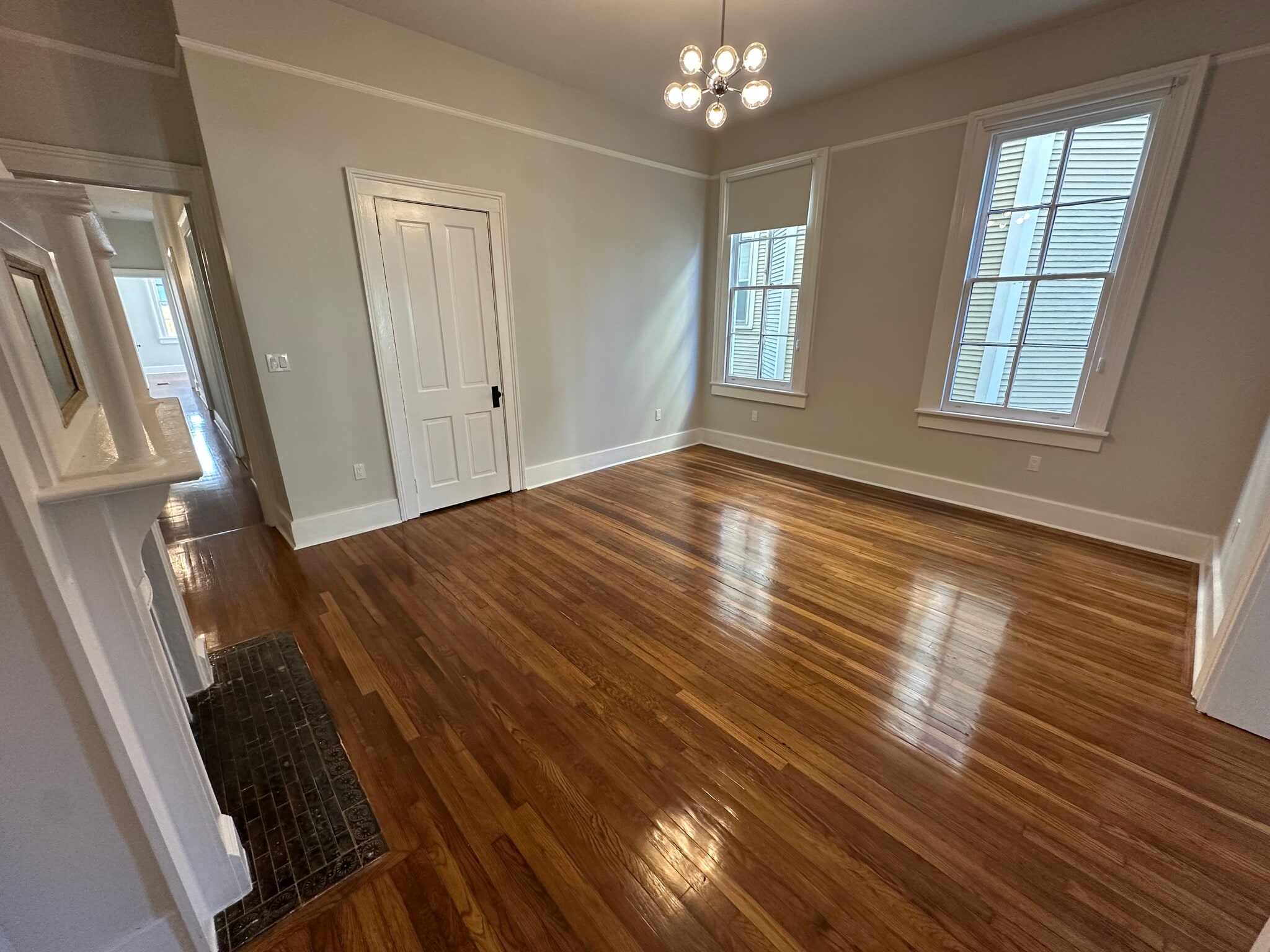 Dining Room - 5520 Loyola Ave