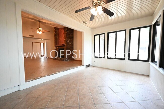 Building Photo - Ranch Style Home in Niceville