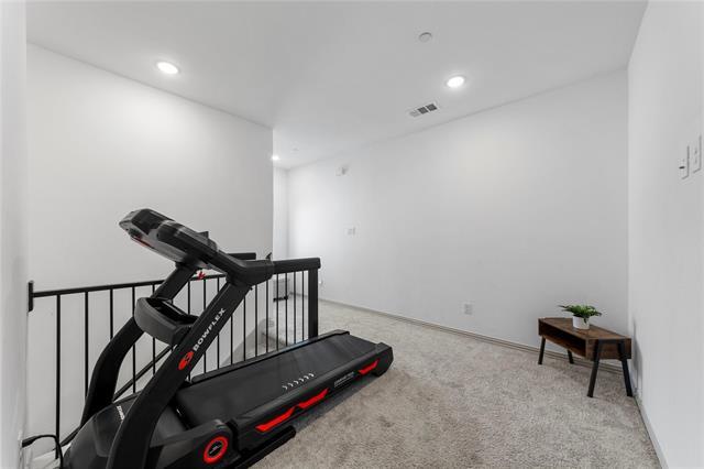 Building Photo - 1340 Hill Country Pl
