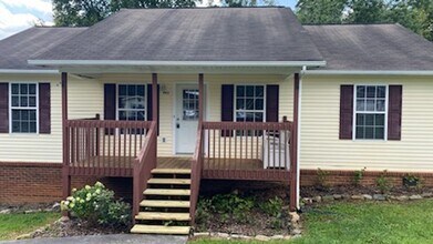 Building Photo - 3 bedroom 2 bath single family home in Jefferson City, TN