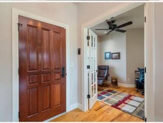 Building Photo - $3,495 / 3 BD House in Ranch Club Neighbor...