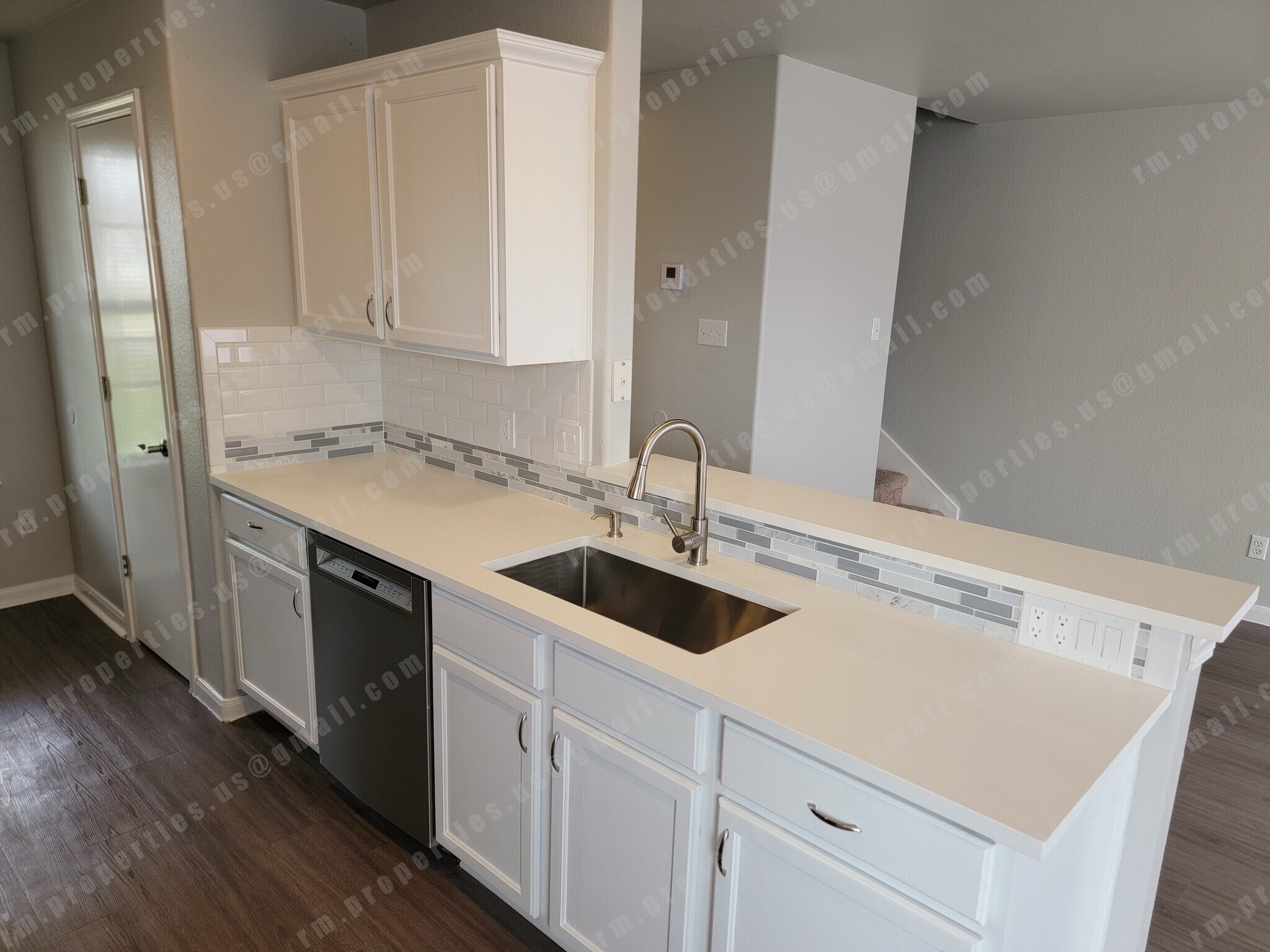 Large sink with new plumbing fixtures and a soap dispenser. - 2874 Southampton Way
