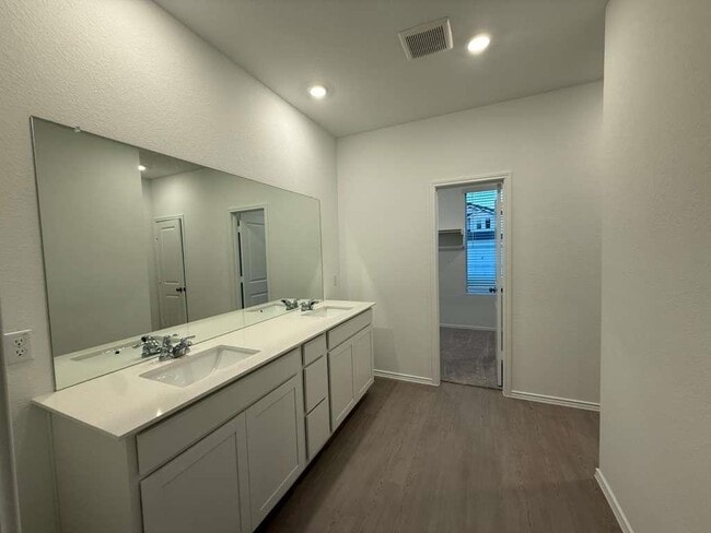 Building Photo - 17704 Sage Thrasher Dr