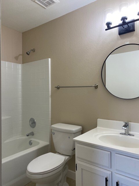 Building Photo - 444 N 64th St