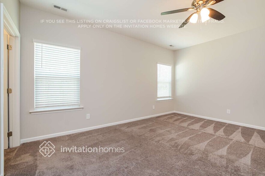 Building Photo - 6809 Shane Dr
