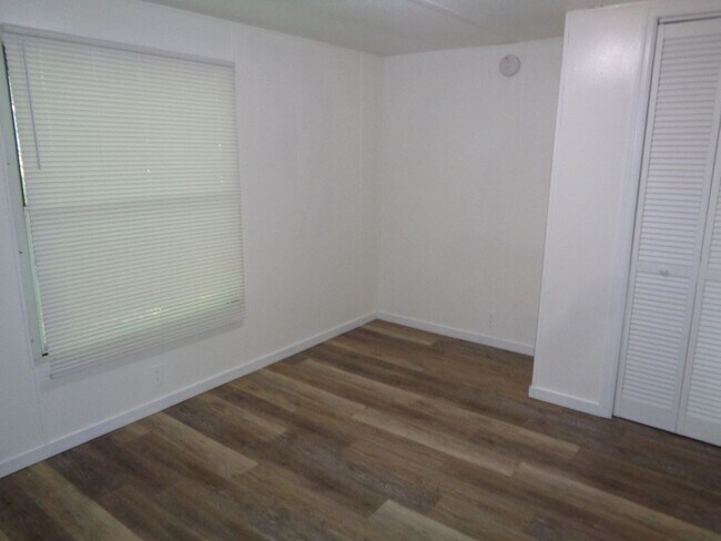 Building Photo - Location, location, location on this mobil...