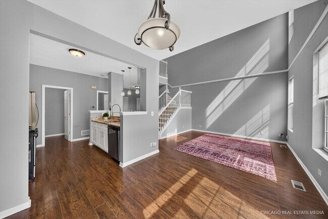 Building Photo - 1286 W Black Wolf Rd