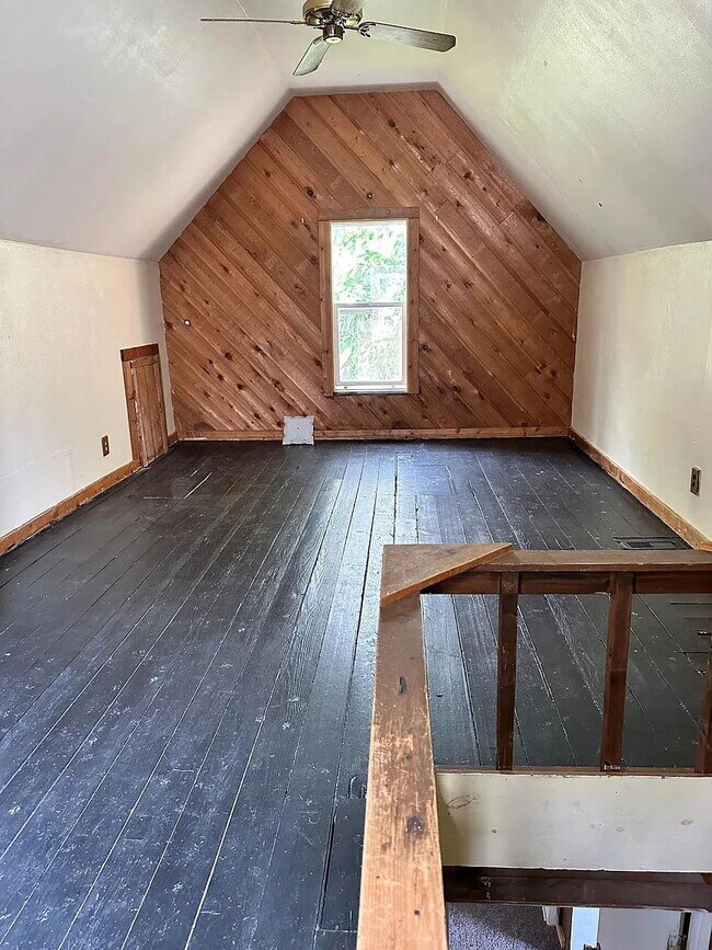 Building Photo - Great Space, Great Value – 2 Bedroom Home ...