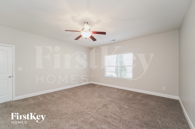 Building Photo - 6124 Silver Chime Way