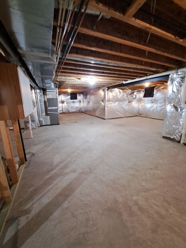 Building Photo - 17305 Madrillon Way