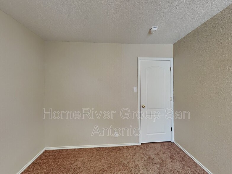 Building Photo - 51 Kenrock Ridge
