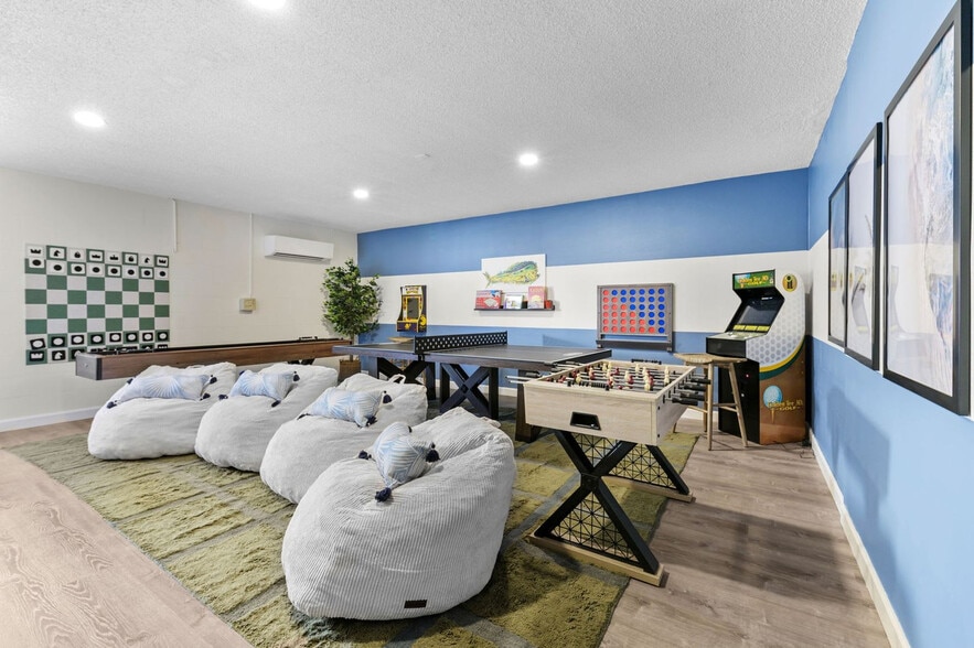 Building Photo - 1604 82nd St NW