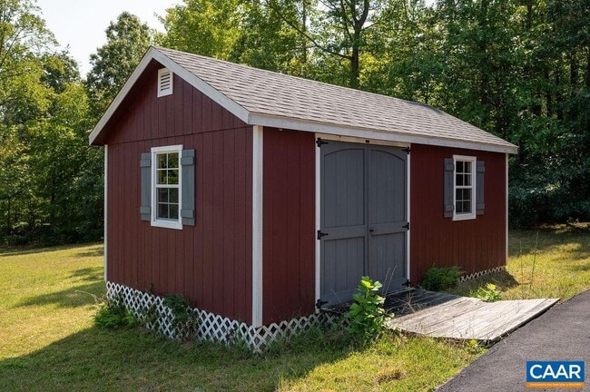 Building Photo - 4122 Green Creek Rd