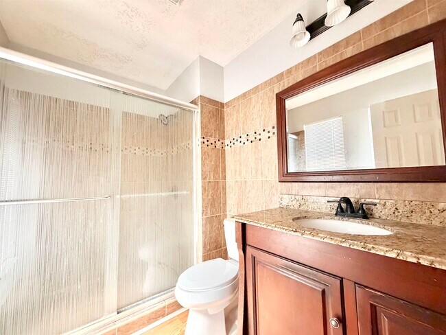 Building Photo - 101 W Del Mar Blvd