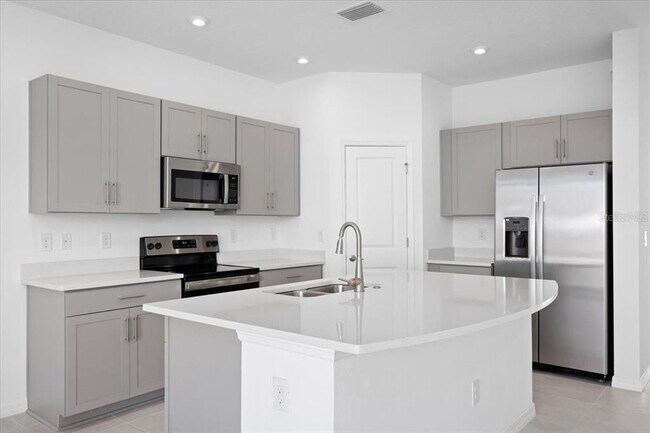 Building Photo - 5756 Haven Ter