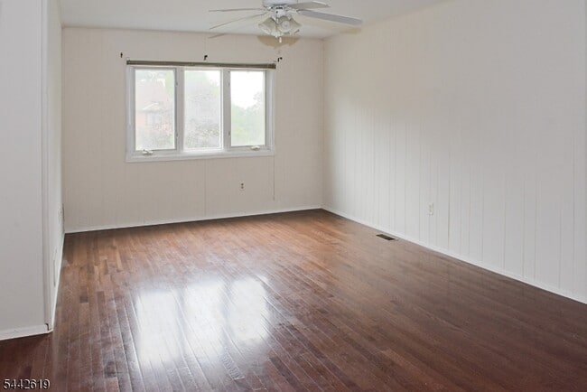 Building Photo - 149 Patriots Rd
