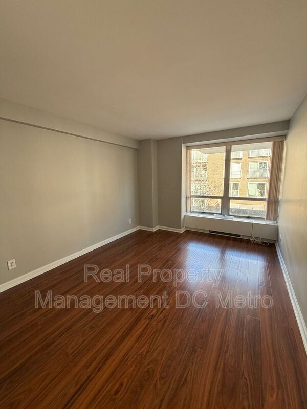 Building Photo - 400 O St SW