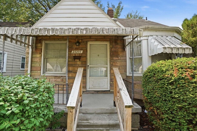 Building Photo - Cozy Detroit Home with Comfortable Living Space!