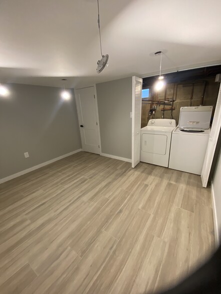 Basement Laundry - 216 Holly Street