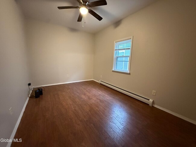 Building Photo - 38 State St