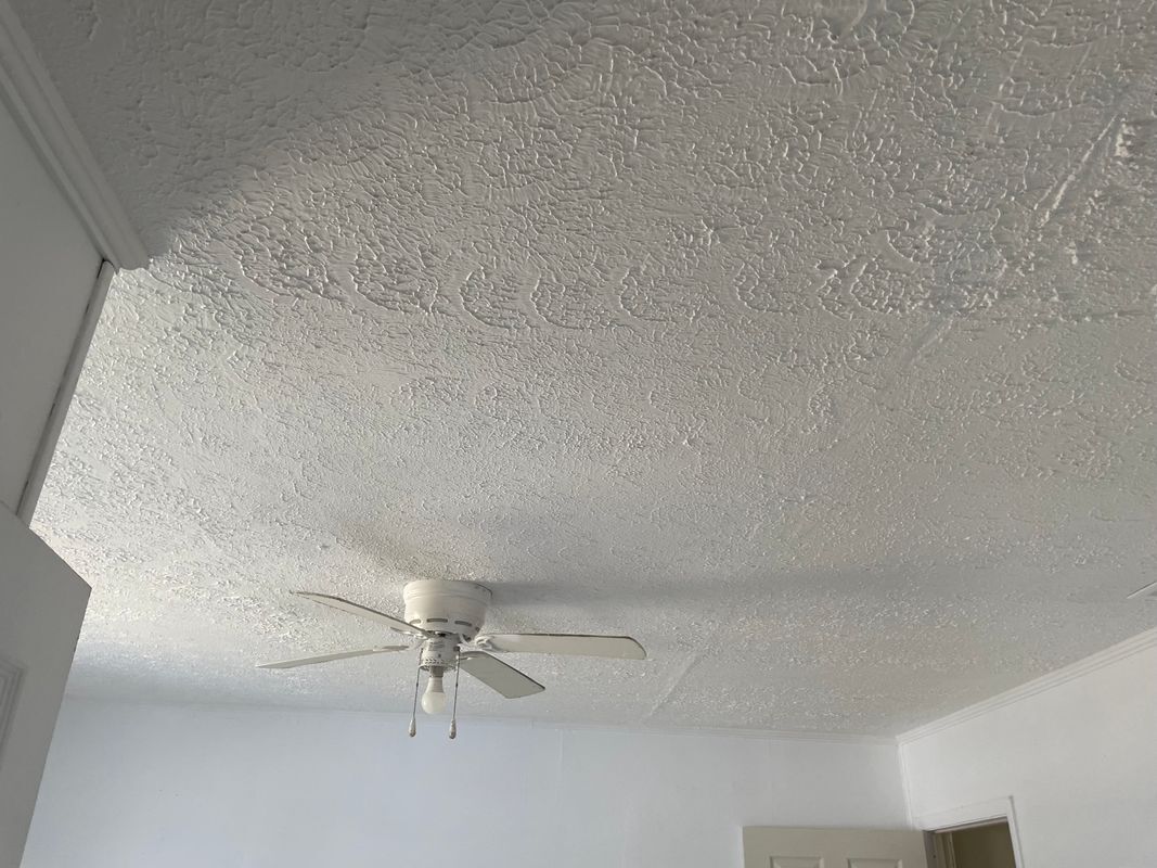 Building Photo - 960 County Rd 662